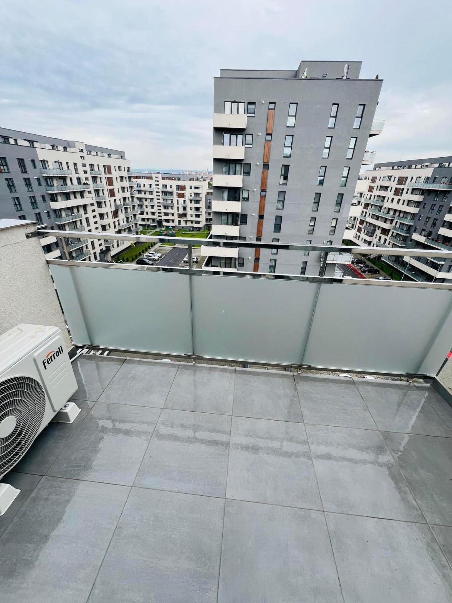 Milan Luxury Iv-maurer Târgu-Mureş